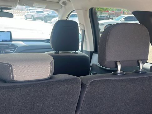 Used 2021 Ford Escape SE image 39