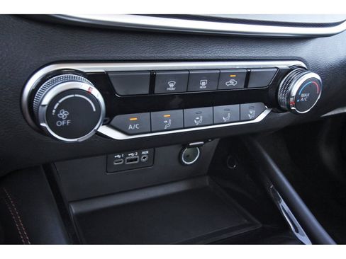 Certified 2025 Nissan Altima 2.5 SR FWD image 25