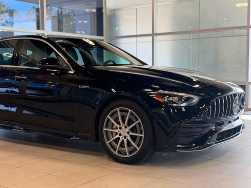 Used 2025 Mercedes-Benz C 43 AMG 4MATIC Sedan image 5