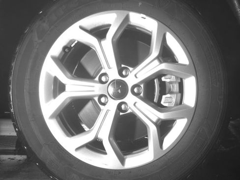 Used 2025 Jeep Compass Latitude AWD/4WD image 13