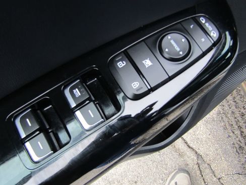 Used 2020 Kia Sportage SX image 17