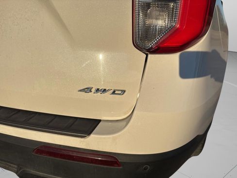 Used 2022 Ford Explorer XLT w/ Equipment Group 202A image 45