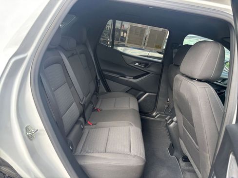 Used 2025 Chevrolet Equinox LT FWD image 27