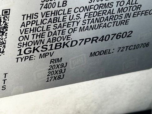 Used 2023 GMC Yukon SLT image 48