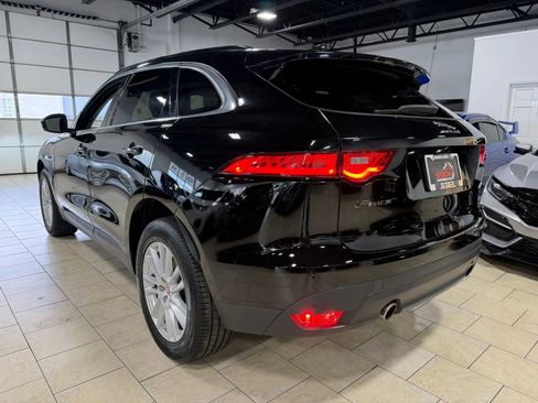 Used 2019 Jaguar F-PACE Prestige AWD/4WD image 4