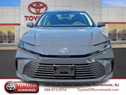 Certified 2025 Toyota Camry LE FWD image 2