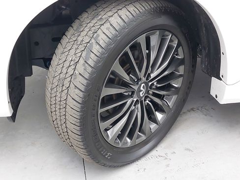 Used 2023 INFINITI QX80 Premium Select w/ Cargo Package image 36