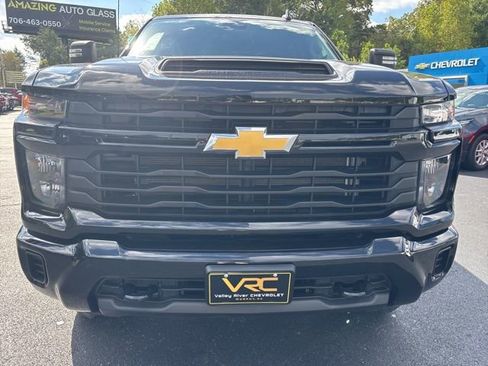 Used 2024 Chevrolet Silverado 2500 Custom image 13