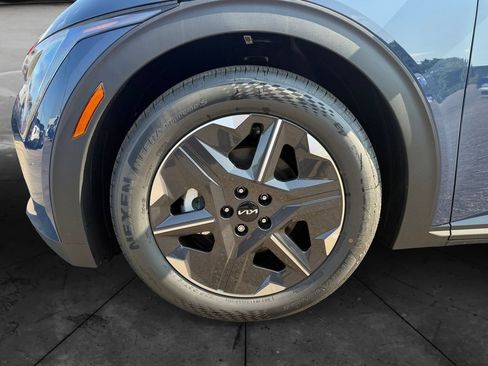 New 2026 Kia EV6 Light RWD image 14