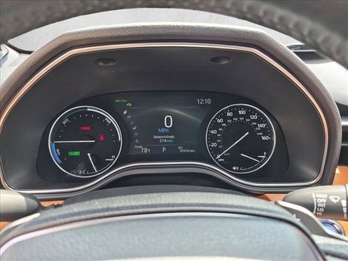 Used 2021 Toyota Avalon XSE FWD image 10