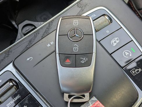 Certified 2022 Mercedes-Benz GLC 43 AMG 4MATIC image 17