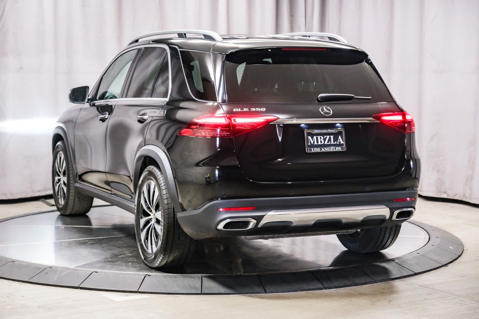 Certified 2025 Mercedes-Benz GLE 350 4MATIC image 2