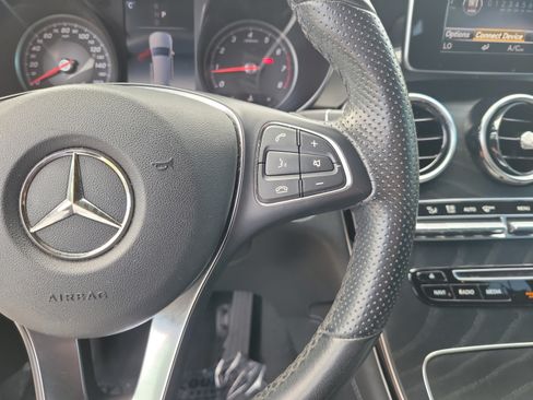 Used 2019 Mercedes-Benz GLC 300 image 15