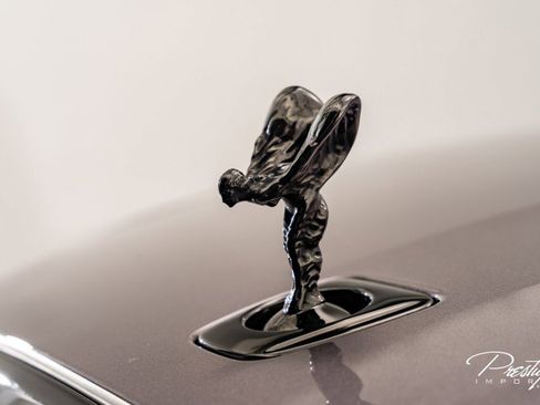 Used 2022 Rolls-Royce Ghost Black Badge image 10