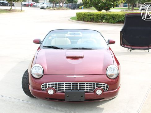 Used 2004 Ford Thunderbird RWD image 5