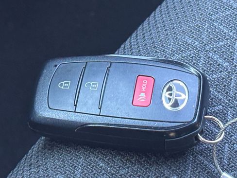 Used 2025 Toyota 4Runner SR5 image 22