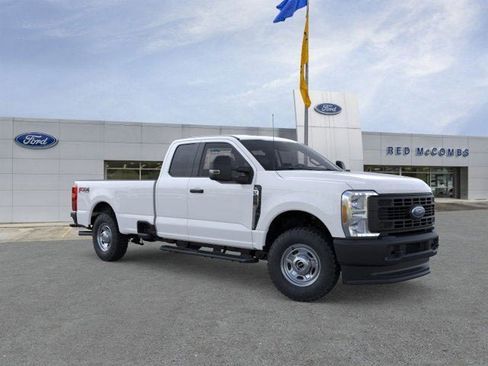 New 2026 Ford F250 XL w/ XL Off-Road Package image 7