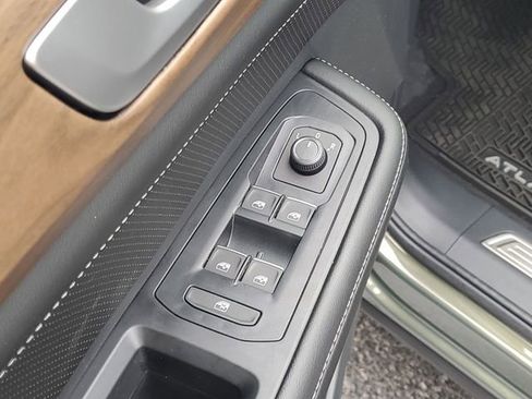 New 2026 Volkswagen Atlas SE AWD/4WD image 10