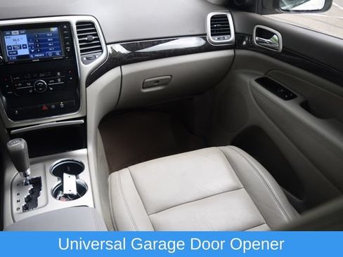 Used 2012 Jeep Grand Cherokee Laredo AWD/4WD image 14