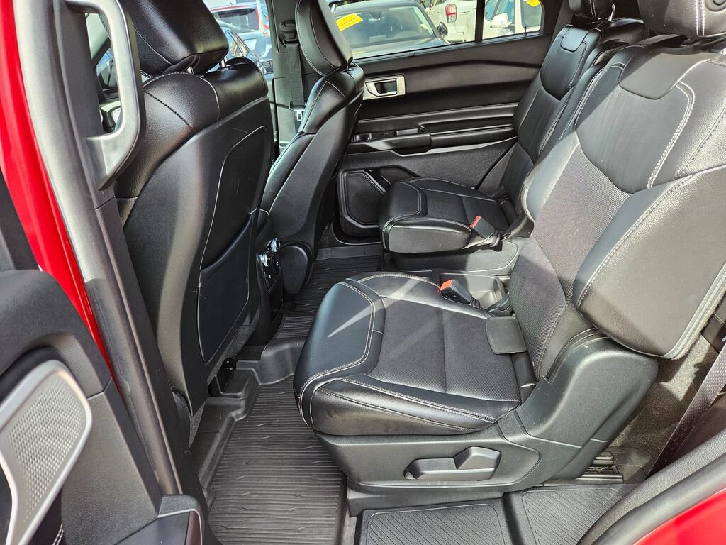 Used 2020 Ford Explorer ST w/ ST Street Pack AWD/4WD image 13