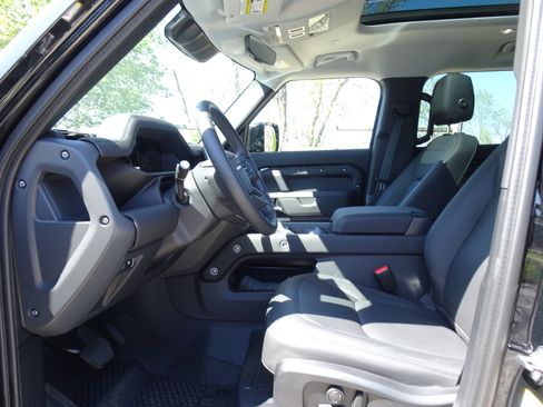 Certified 2025 Land Rover Defender 110 S image 8