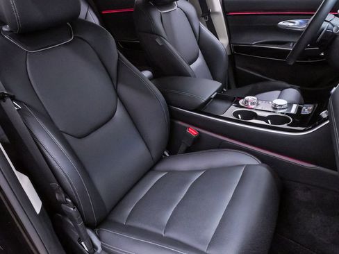 Certified 2026 Genesis GV70 2.5T image 14