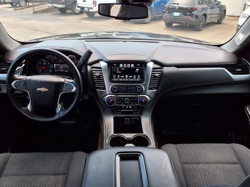 Used 2017 Chevrolet Tahoe LS w/ Enhanced Driver Alert Package RWD image 3