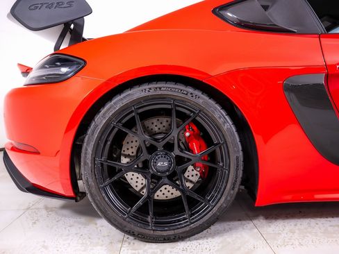 Used 2023 Porsche 718 Cayman GT4 RS image 18