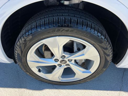 Used 2024 Audi Q5 2.0T Premium Plus w/ Premium Plus Package image 11