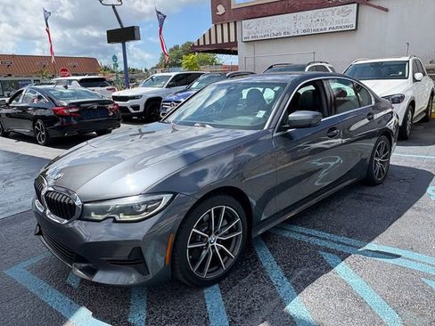 Used 2020 BMW 330i Sedan w/ Convenience Package RWD image 12