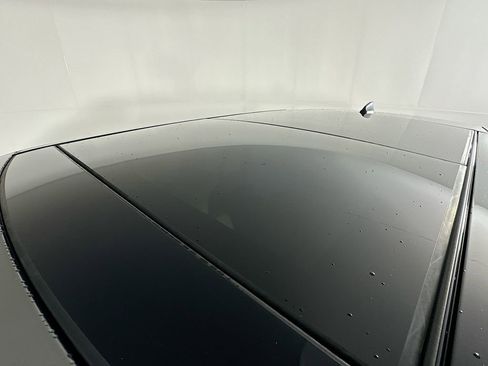 Used 2019 Land Rover Range Rover HSE image 30