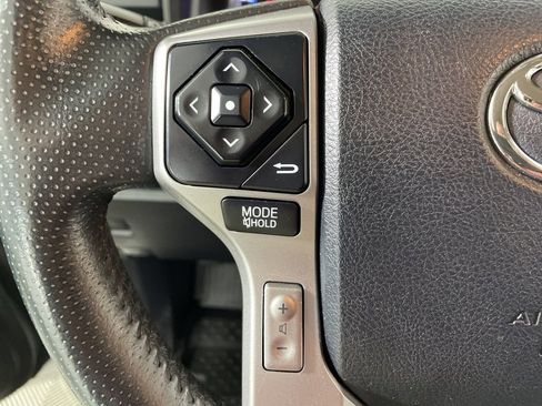 Used 2018 Toyota 4Runner SR5 image 13