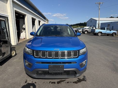 Used 2021 Jeep Compass Latitude AWD/4WD image 3