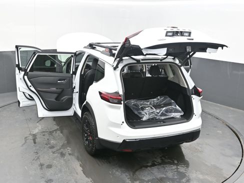 New 2026 Nissan Rogue SV w/ Rock Creek Premium Package image 43