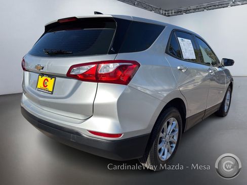 Used 2019 Chevrolet Equinox LS image 4