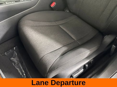 Used 2025 Honda Accord SE image 12