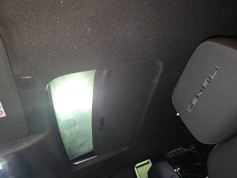 Used 2023 GMC Sierra 2500 Denali image 29