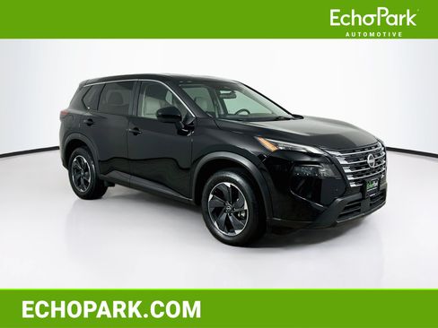 Used 2025 Nissan Rogue SV AWD/4WD image 1