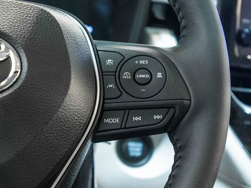 New 2026 Toyota Corolla Cross LE AWD/4WD image 19