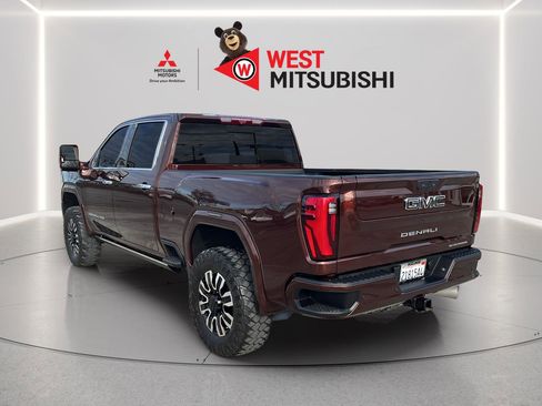 Used 2024 GMC Sierra 2500 Denali Ultimate image 7