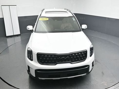 Used 2025 Kia Telluride EX X-Line AWD/4WD image 19