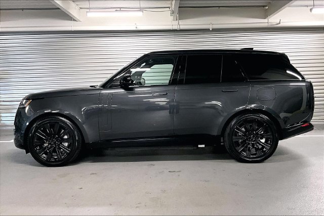New 2026 Land Rover Range Rover SE AWD/4WD image 3