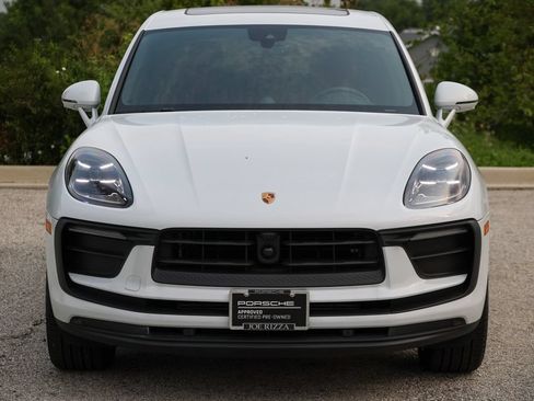 Certified 2026 Porsche Macan AWD/4WD image 23