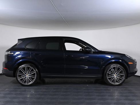 Used 2023 Porsche Cayenne Platinum Edition AWD/4WD image 8