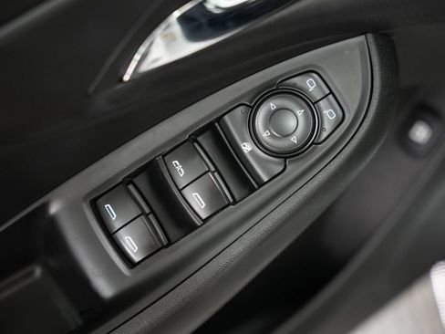 Used 2018 Chevrolet Volt LT FWD image 43