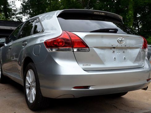Used 2015 Toyota Venza LE AWD/4WD image 7