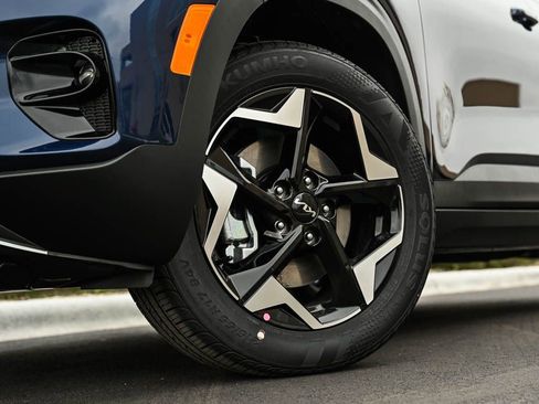 New 2026 Kia Seltos EX image 6