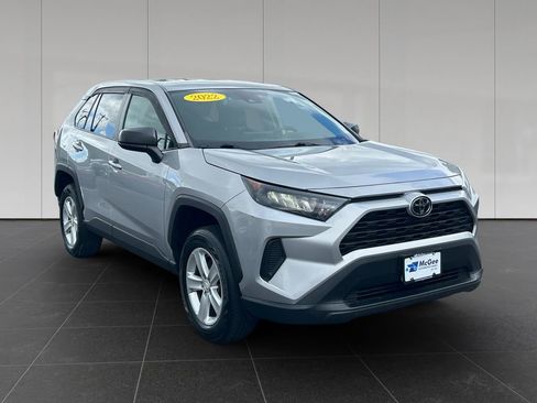 Used 2022 Toyota RAV4 LE AWD/4WD image 7