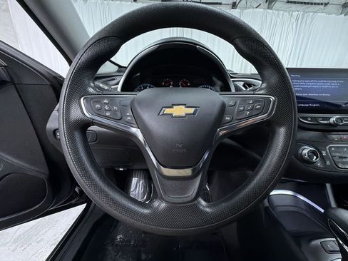 Used 2024 Chevrolet Malibu LT FWD image 11