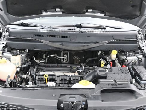 Used 2018 Dodge Journey SE image 14